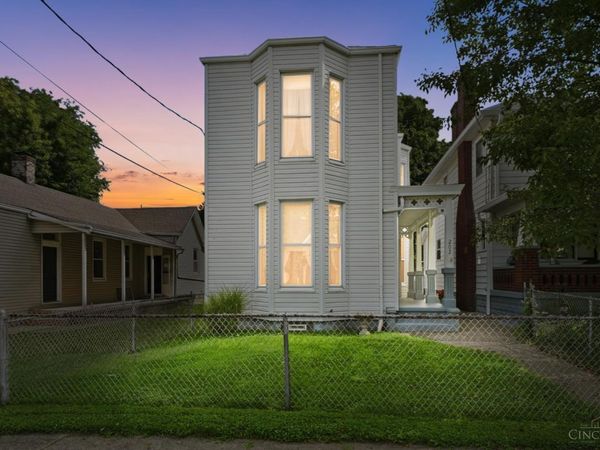 202 W 69th Street, Cincinnati, OH 45216