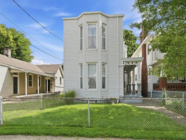 202 W Sixty Ninth Street, Cincinnati, OH 45216