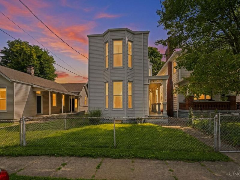 202 W Sixty Ninth Street, Cincinnati, OH 45216 Photo 2
