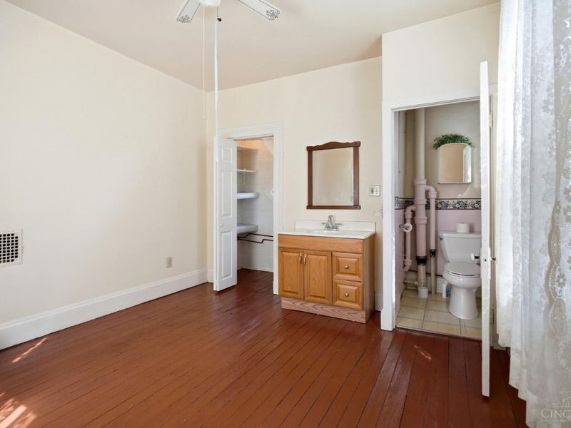 202 W Sixty Ninth Street, Cincinnati, OH 45216 Photo 20