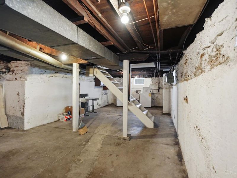 202 W Sixty Ninth Street, Cincinnati, OH 45216 Photo 28