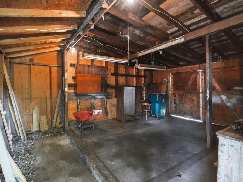 202 W Sixty Ninth Street, Cincinnati, OH 45216 Photo 35