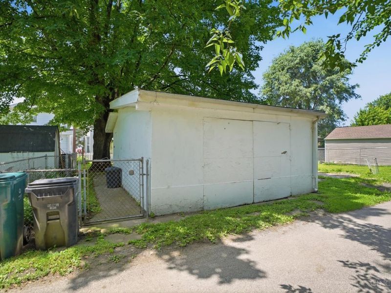 202 W Sixty Ninth Street, Cincinnati, OH 45216 Photo 37