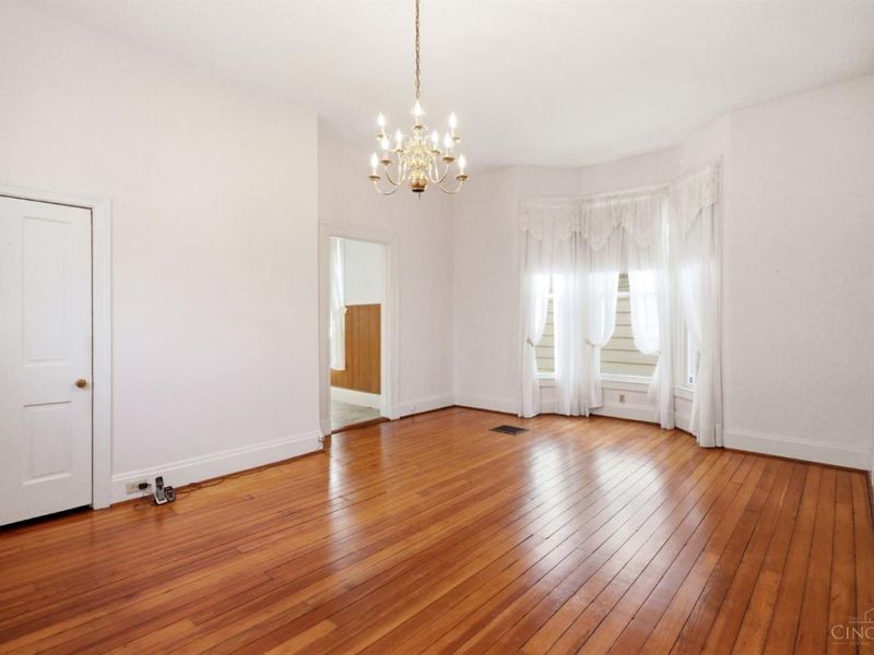 202 W Sixty Ninth Street, Cincinnati, OH 45216 Photo 4