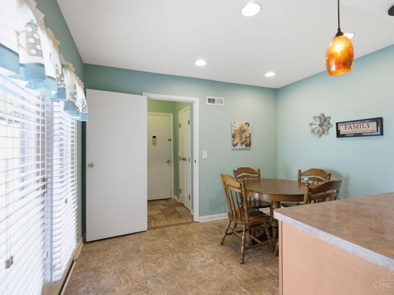 2 Boxwood Court, Springdale, OH 45246 Photo 15
