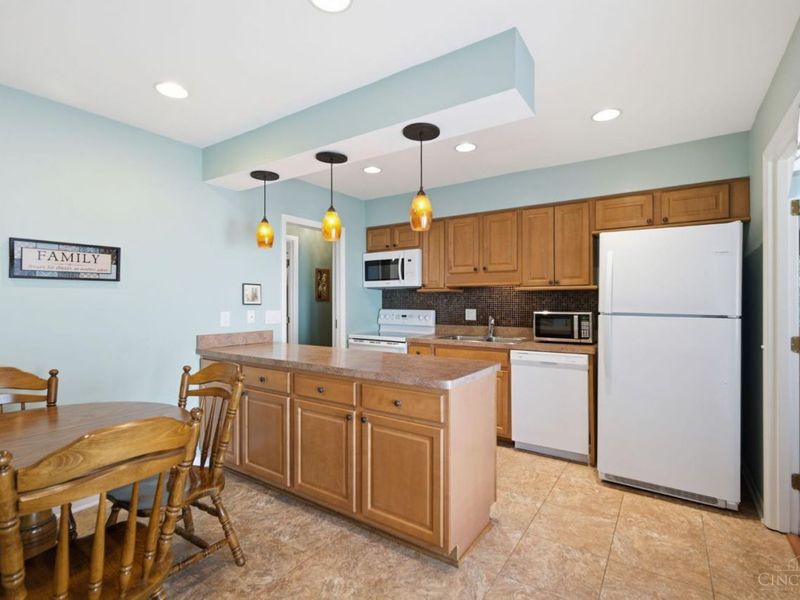 2 Boxwood Court, Springdale, OH 45246 Photo 23