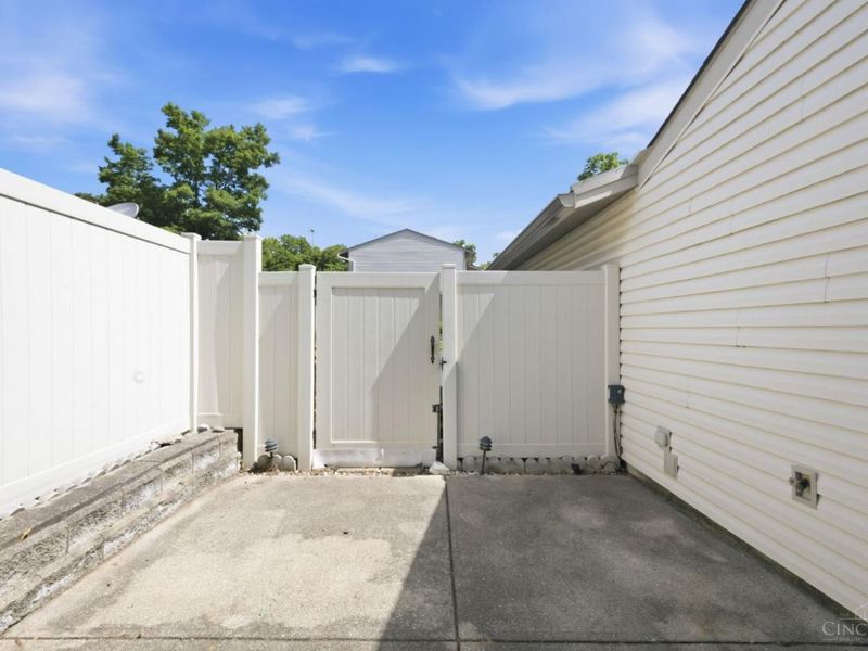 2 Boxwood Court, Springdale, OH 45246 Photo 38