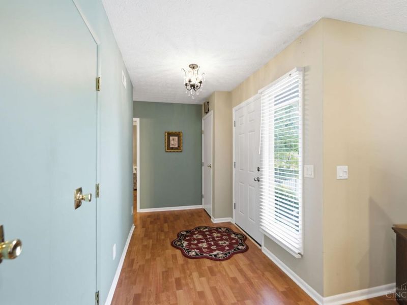 2 Boxwood Court, Springdale, OH 45246 Photo 4