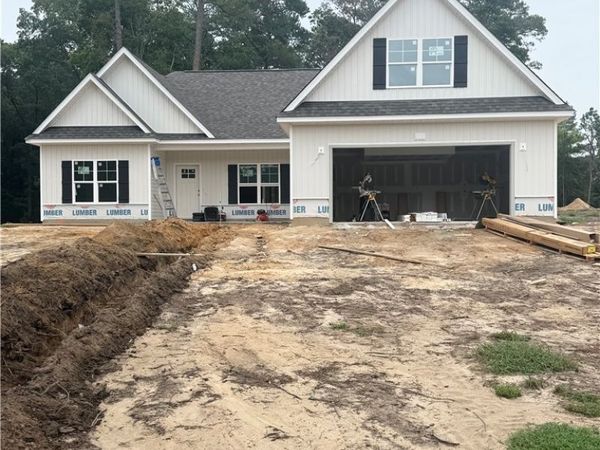 1038 White Plains Drive, Fayetteville, NC 28312