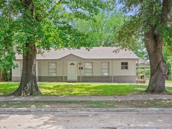 1432 Meadowbrook Drive, Garland, TX 75042