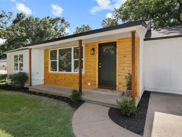 709 Lipscomb Street , Bonham, TX 75418