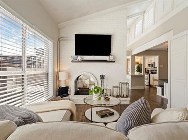 5916 Sandhurst Lane, Unit 225, Dallas, TX 75206