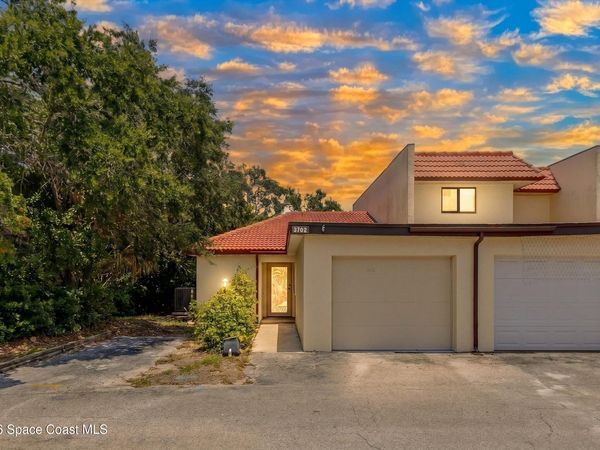 8702 Hibiscus Court W, Cape Canaveral, FL 32920