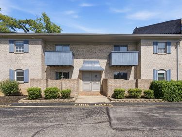 1092 Armstrong Mill Road, Unit B, Lexington, KY 40517