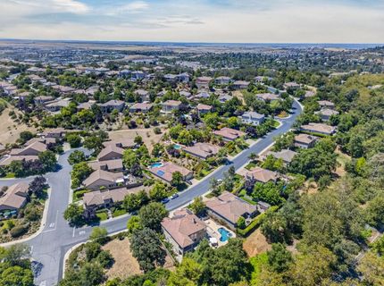 1080 Souza Dr, El Dorado Hills, CA 95762 Photo