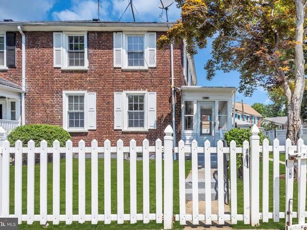 1095 TRENT ROAD, CAMDEN, NJ 08104