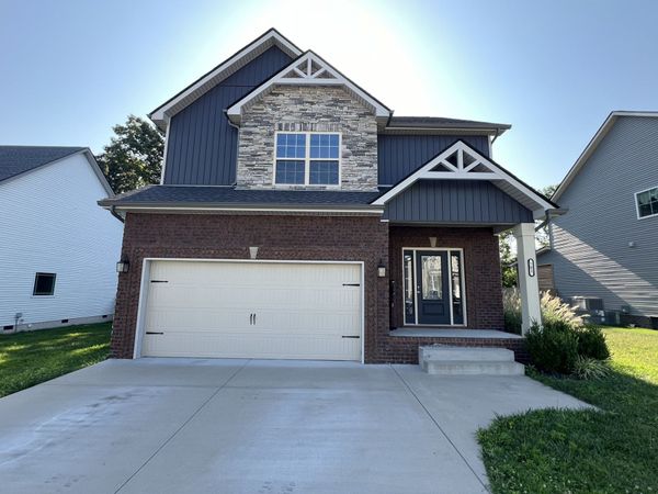 703 Buffalo Ford Dr, Clarksville, TN 37042