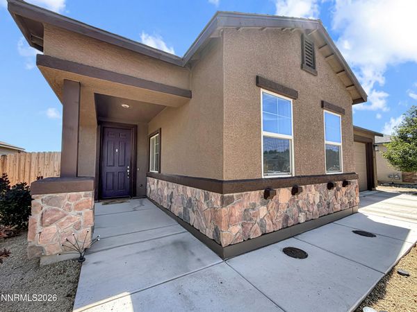 545 Osprey Way, Fernley, NV 89408
