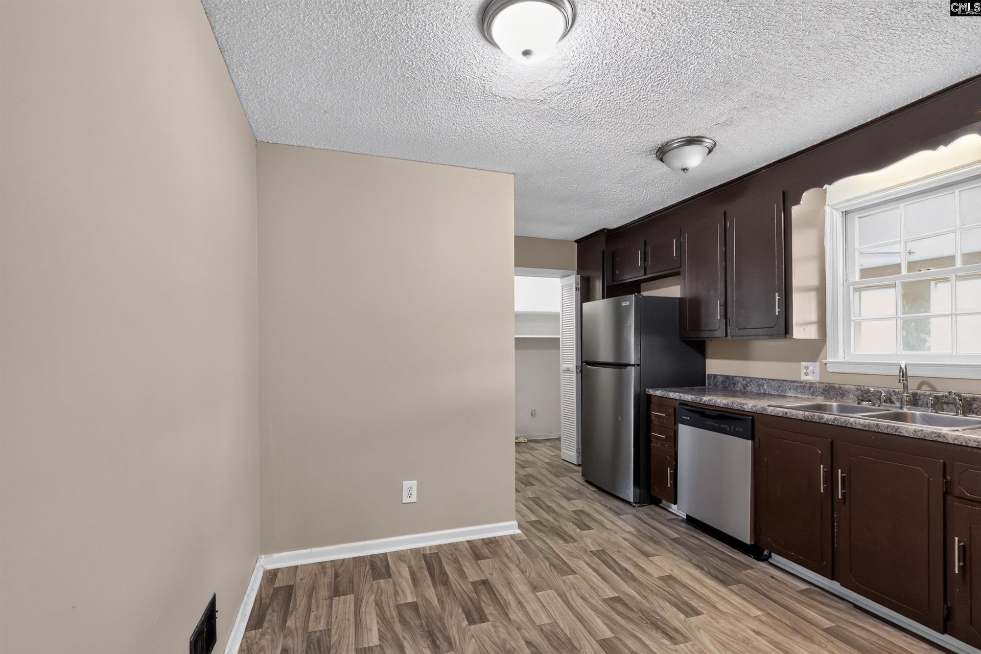 7821 Folly Court  Photo 9