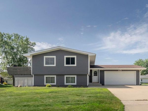 409 U Lane, Dike, IA 50624