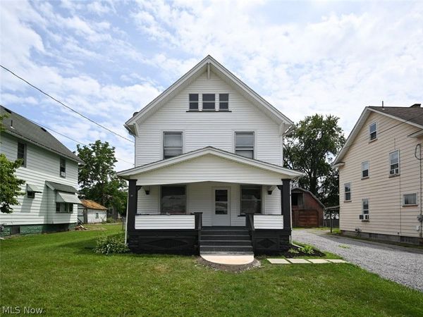 221 E 2nd Street , Girard, OH 44420