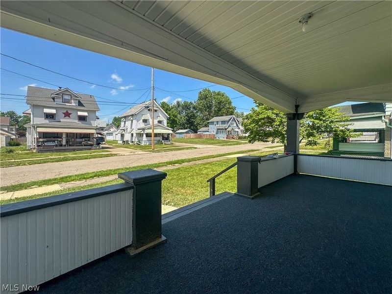 221 E 2nd Street, Girard, OH 44420 Photo 3