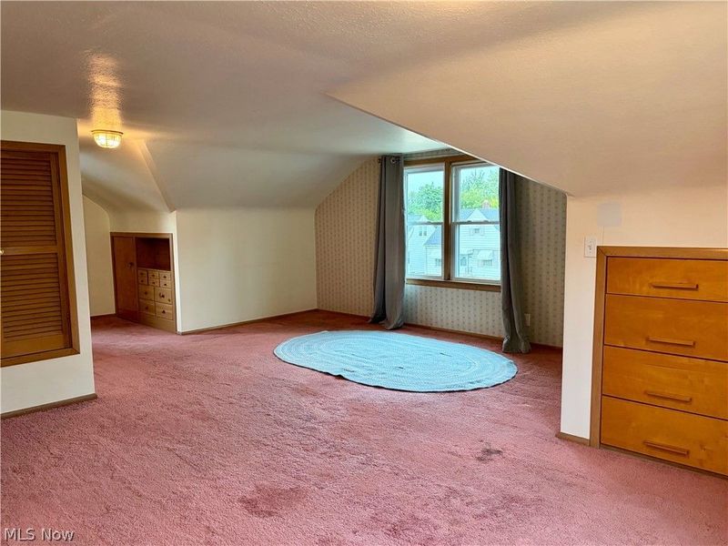 18112 Edinboro Avenue, Maple Heights, OH 44137 Photo 9