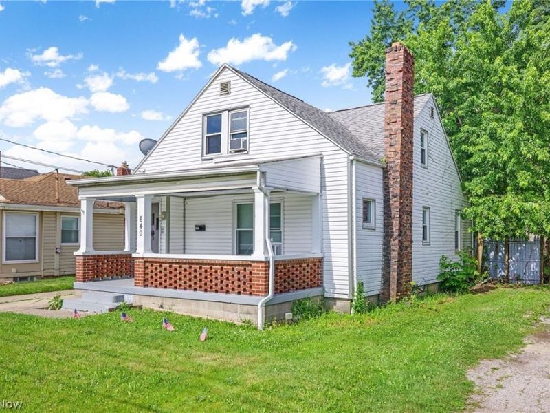 640 Seiberling Street, Akron, OH 44306 Photo 2