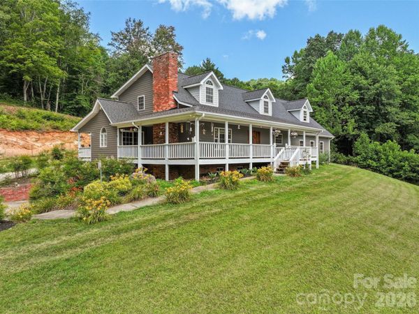 81 Aldens Way, Clyde, NC 28721