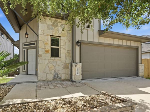 9704 Tall Tree LN, Unit 131, Austin, TX 78748