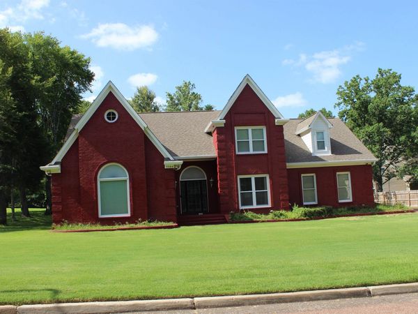 7584 FOSTER RIDGE RD, Germantown, TN 38138