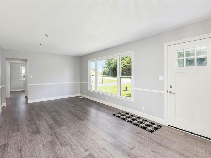 5813 Somers Gratis Road, Gratis Twp, OH 45311 Photo 6