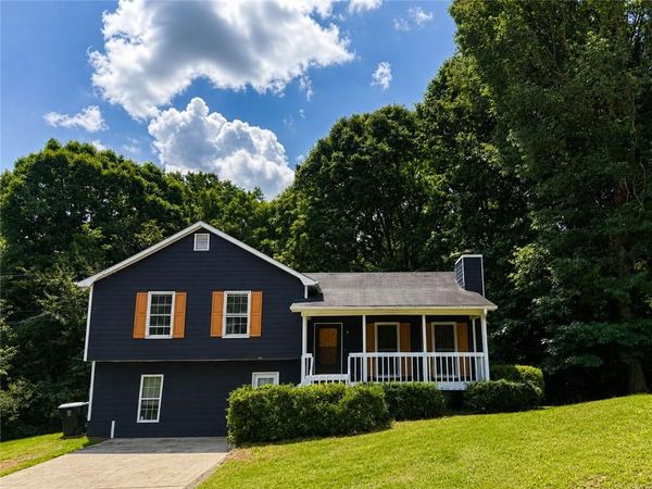 176 Deerfield Drive , Hiram, GA 30141