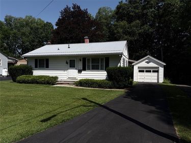 3 Demarest Avenue , Sidney, NY 13838