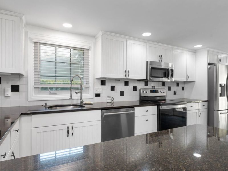 565 Granville Street, Newark, OH 43055 Photo 16