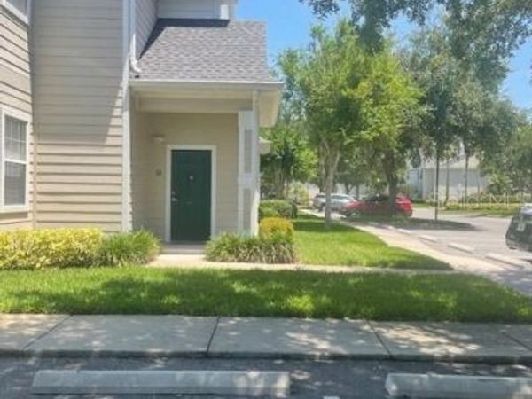 417 SOUTHERN PECAN CIRCLE , Unit 201, WINTER GARDEN, FL 34787