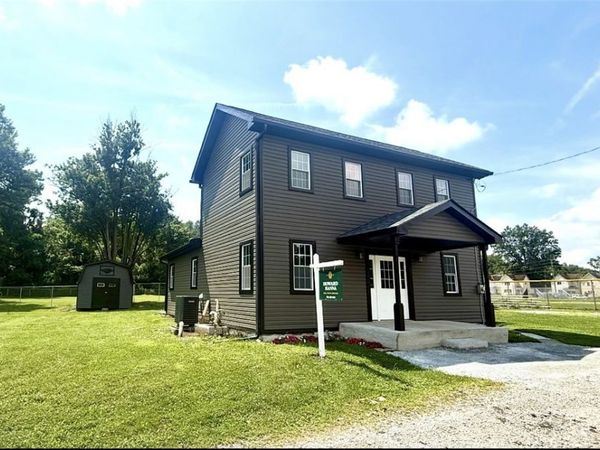 401 Lincoln St., Elizabeth, PA 15037