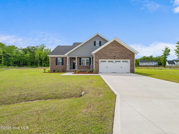 908 Freewoods Court , Jacksonville, NC 28546