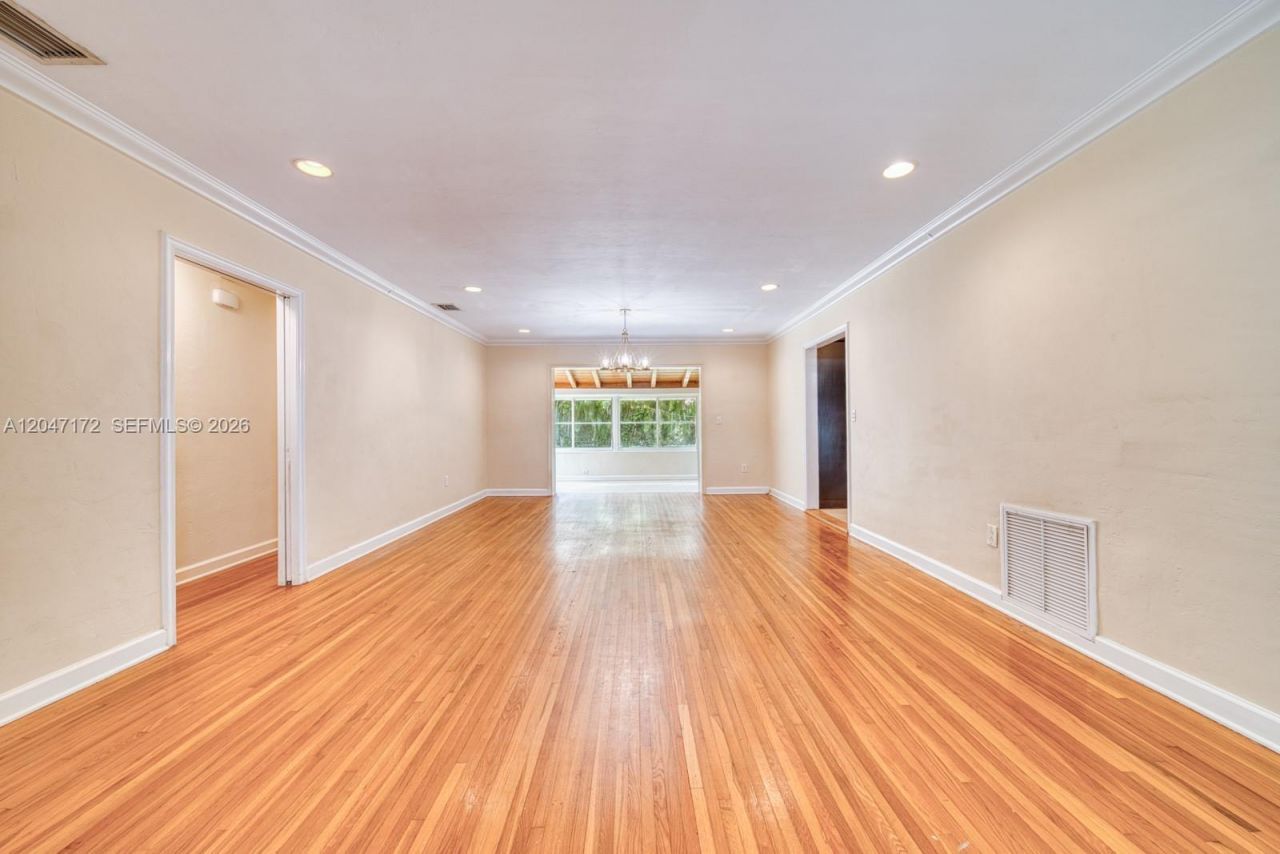1116 Almeria Ave , Coral Gables, FL 33134 Photo
