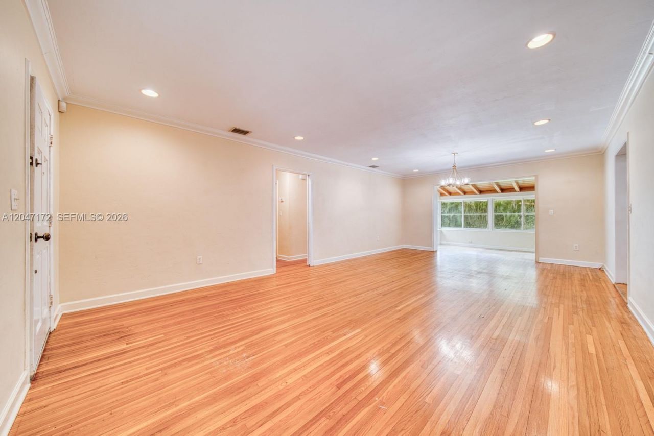 1116 Almeria Ave , Coral Gables, FL 33134 Photo