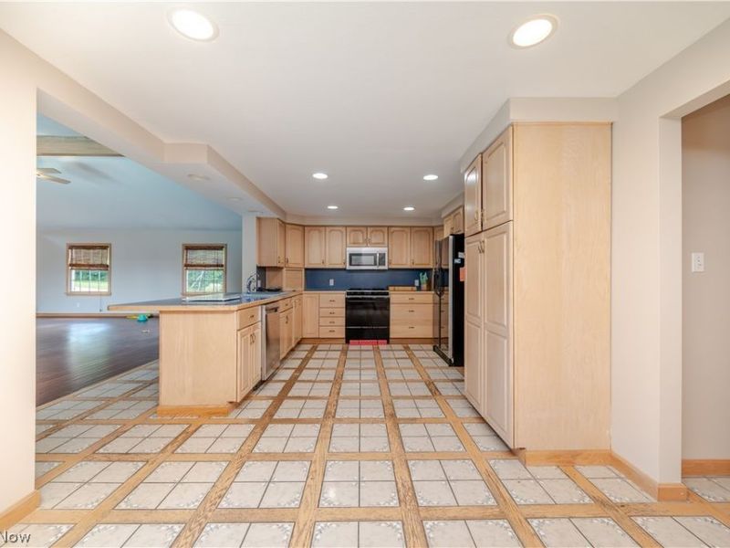 1710 W State Street, Salem, OH 44460 Photo 10