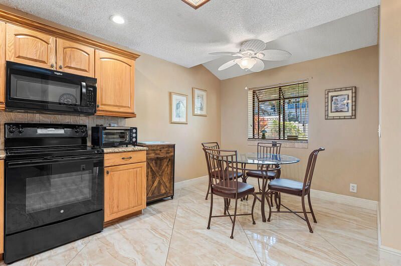 3409 SE 8th Street, Unit 6, Pompano Beach, FL 33062 Photo