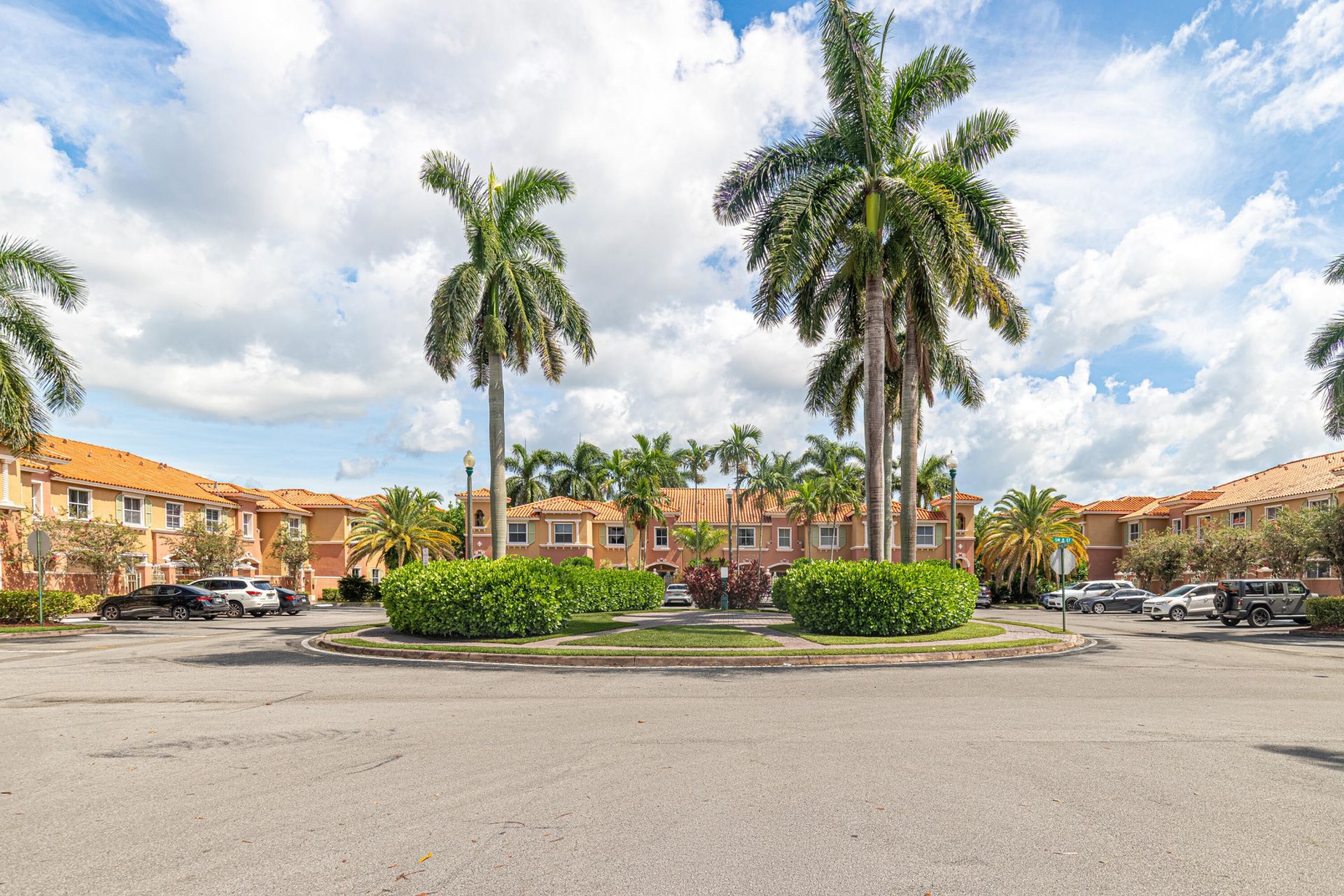 765 SW 107th Avenue, Unit 2303, Pembroke Pines, FL 33025 Photo