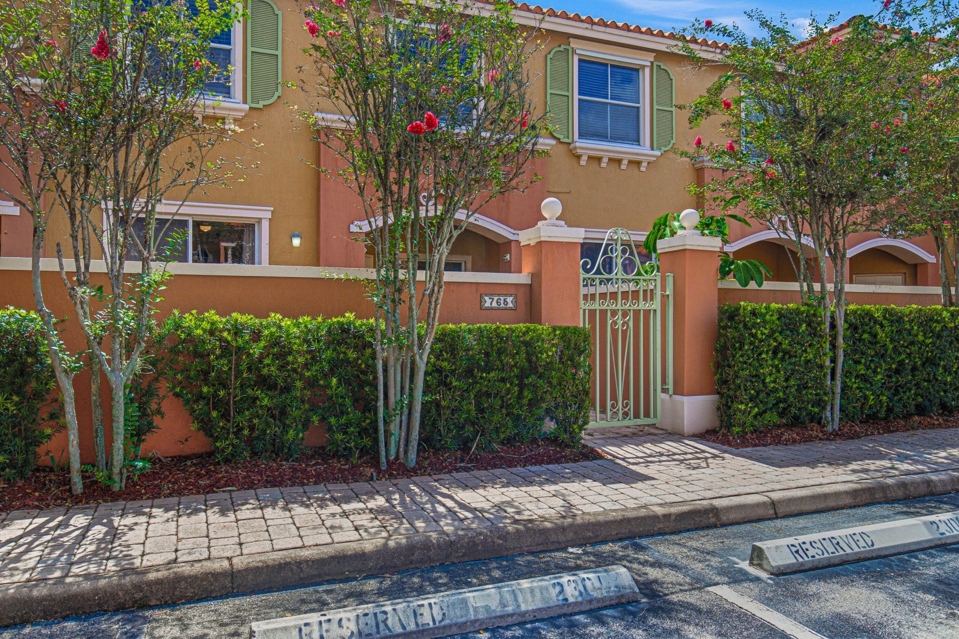 765 SW 107th Avenue, Unit 2303, Pembroke Pines, FL 33025 Photo