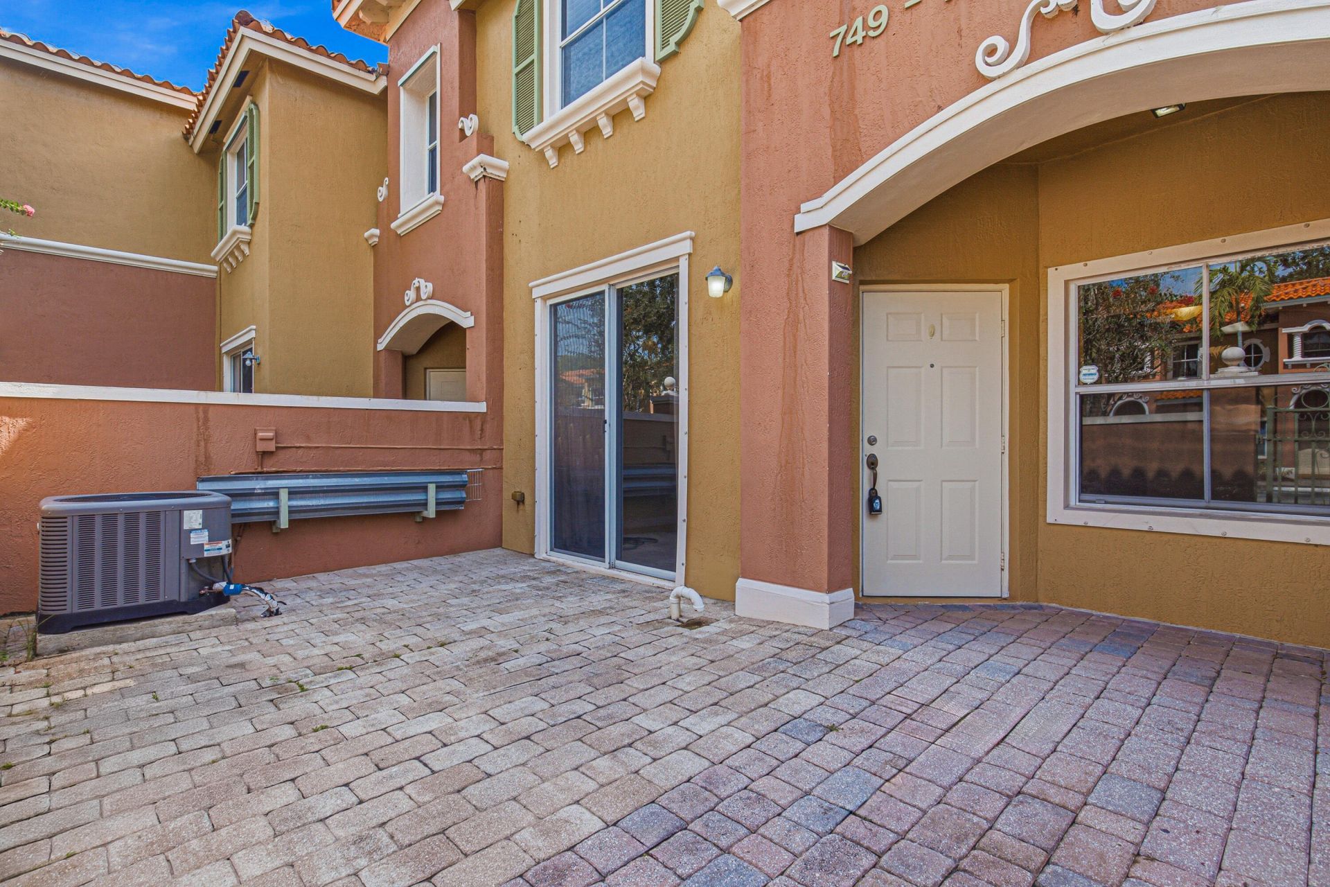 765 SW 107th Avenue, Unit 2303, Pembroke Pines, FL 33025 Photo