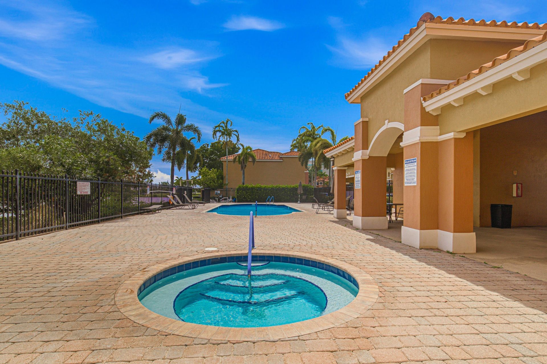 765 SW 107th Avenue, Unit 2303, Pembroke Pines, FL 33025 Photo