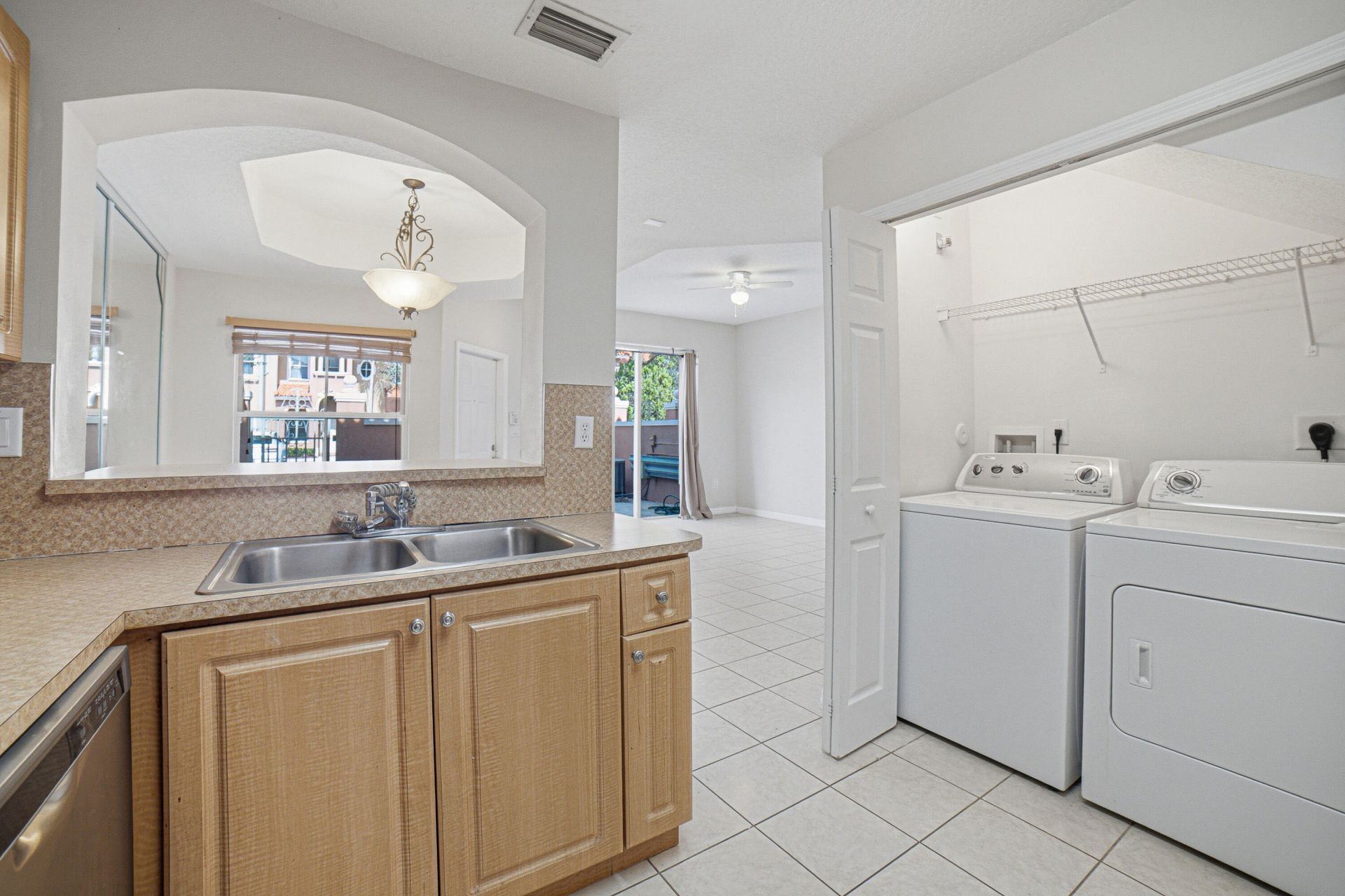 765 SW 107th Avenue, Unit 2303, Pembroke Pines, FL 33025 Photo