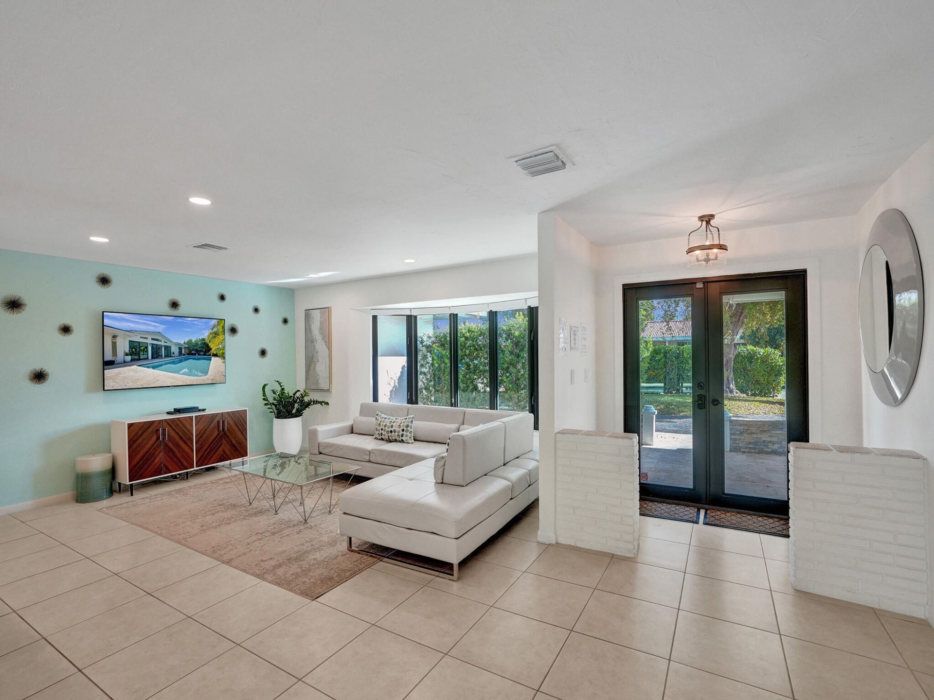 5251 NE 26th Avenue, Fort Lauderdale, FL 33308 Photo