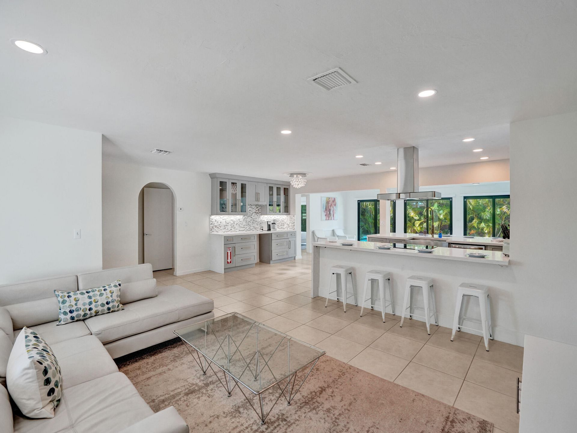 5251 NE 26th Avenue, Fort Lauderdale, FL 33308 Photo
