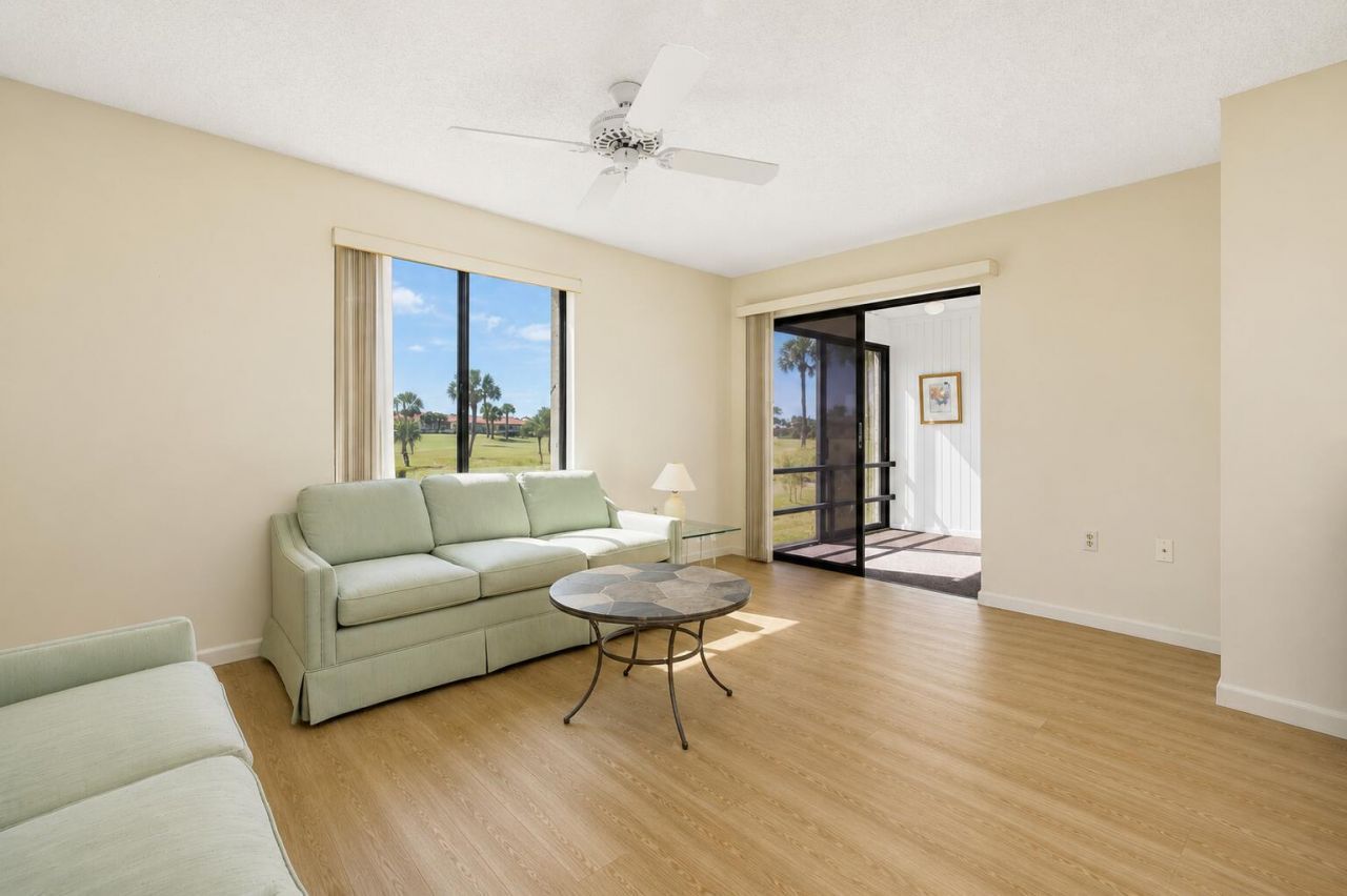 5403 SE Miles Grant Road, Unit H-209, Stuart, FL 34997 Photo